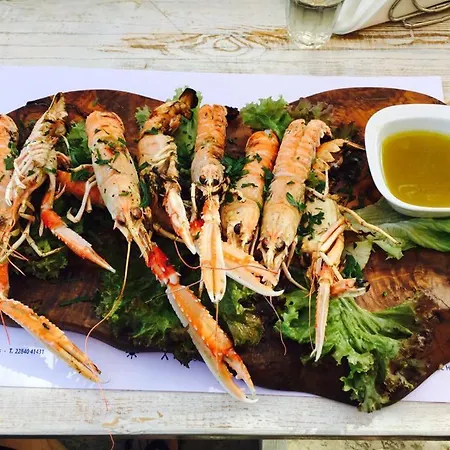 Cactus Paros 3* ロガラス