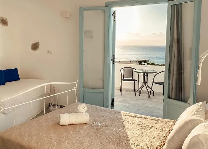 게스트하우스 Cactus Paros 3*