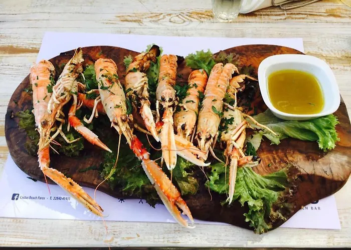 Cactus Paros 3* 로갈라스